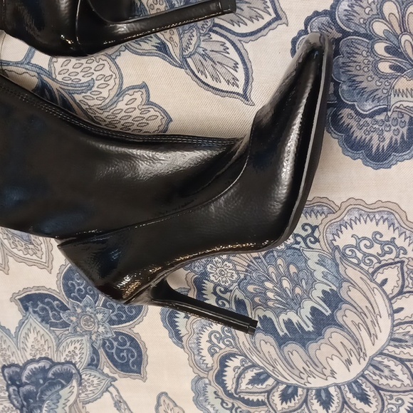 New INC International Concepts Keenan Shiny Black Heel Holiday Boots SZ 6 - Picture 5 of 12